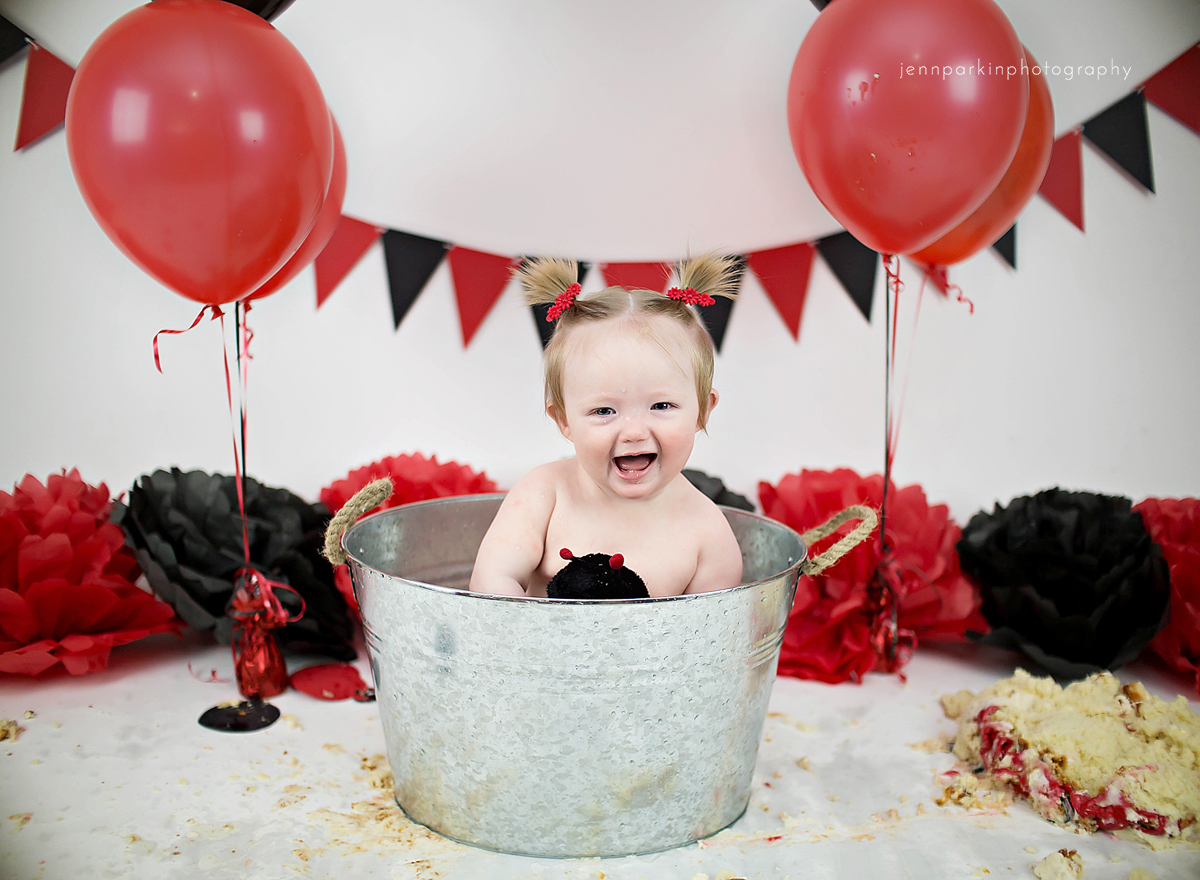 powell river photographer, powell river, powell river cake smash