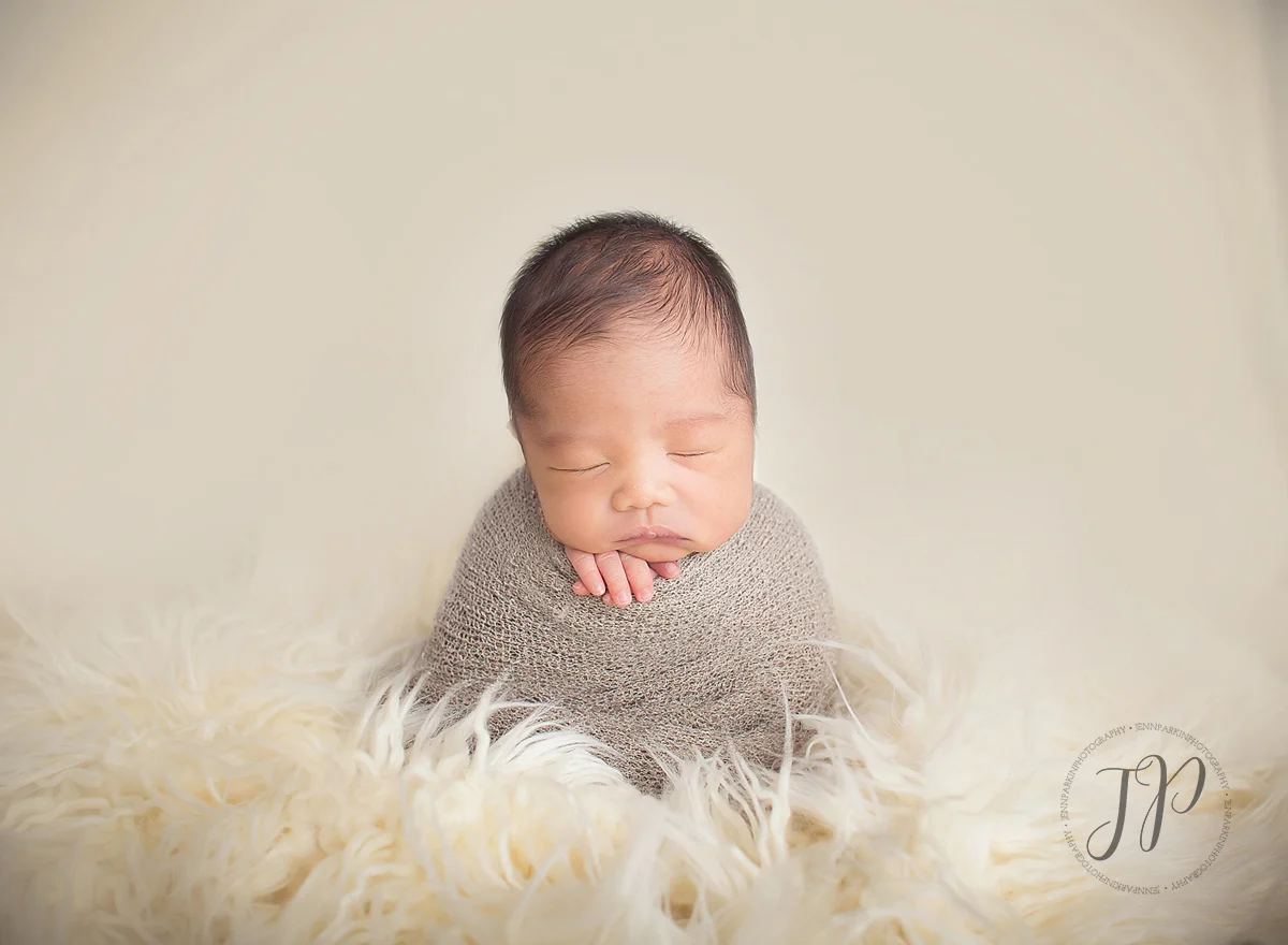 powell river newborn photographer, powell river photographer, powell river newborn, newborn photography, sunshine coast newborn photographer, sunshine coast photographer, powell river studio photographer