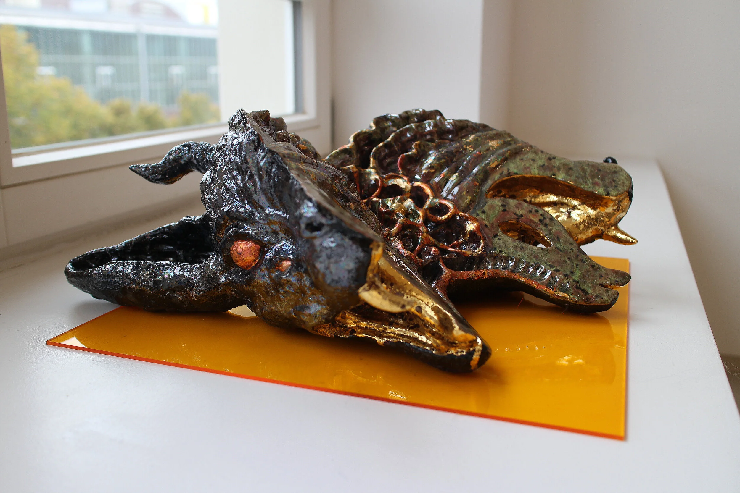 Beautiful Sinner , 2019; Media: Ceramic, glaze, luster, gold leaf; 19 x 9 x 13 inches (Photo by Sasha Bogojev for Juxtapoz)
