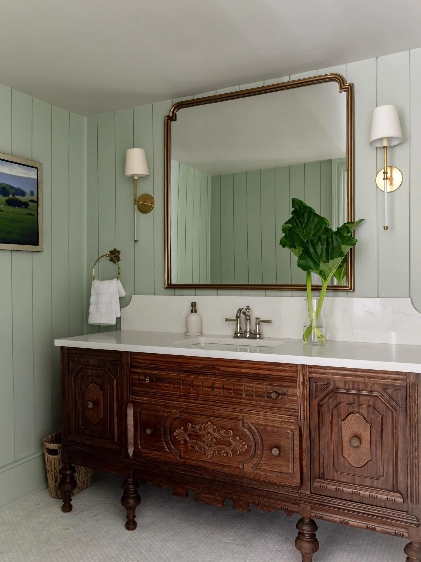Remember, you can create your own vanities. These two vintage buffets made perfect bathroom vanities in this home.

📷 @lindsay_salazar_photography