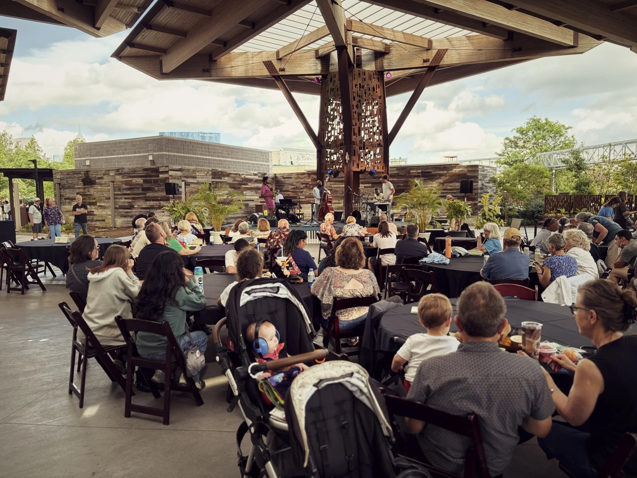 dmc-outdoor-audience.jpg