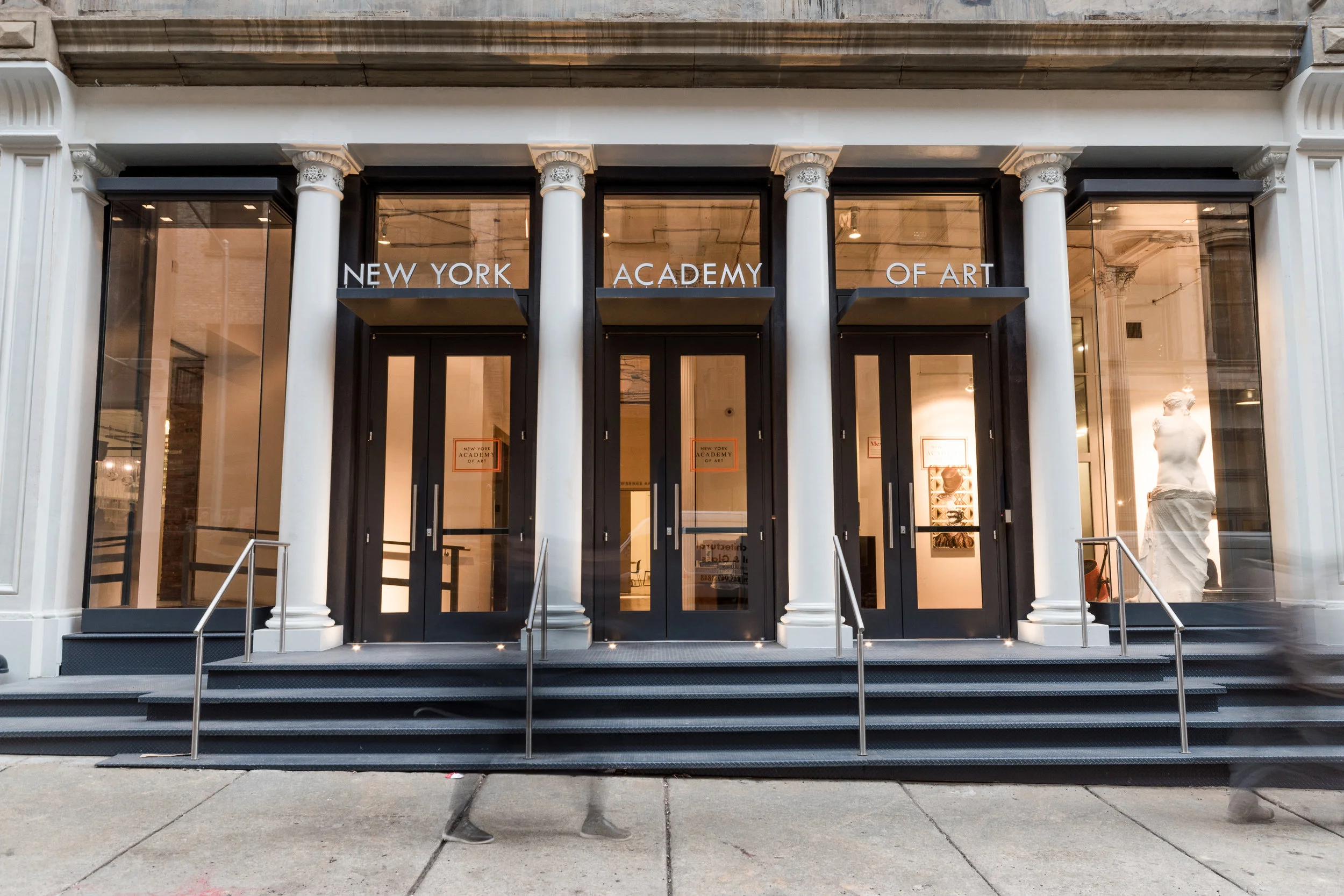 2018-12-06 - Storefront -53.jpg