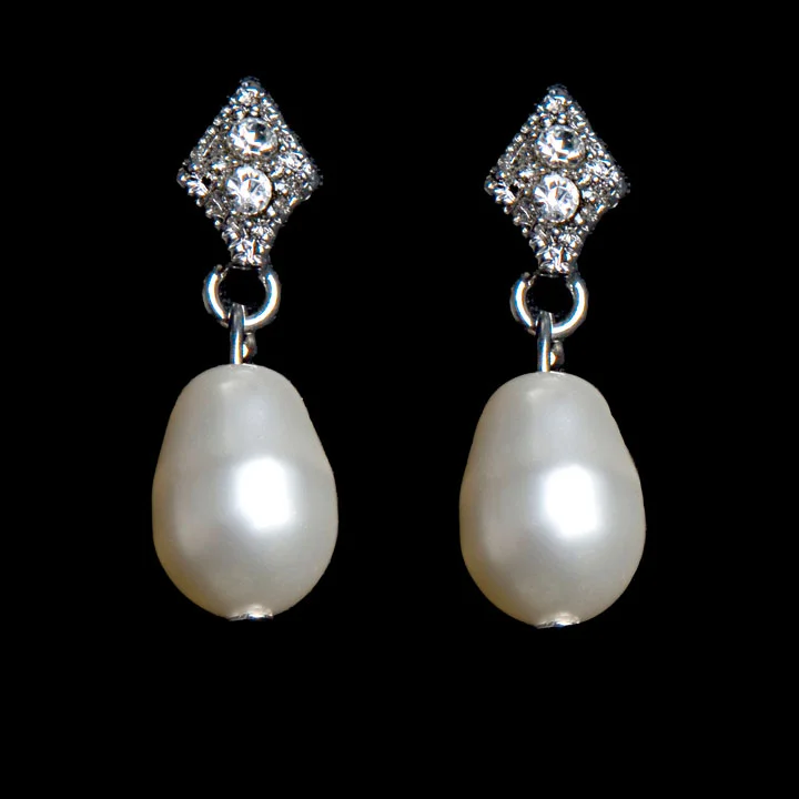 tiffany+pearl+erWEB.jpg
