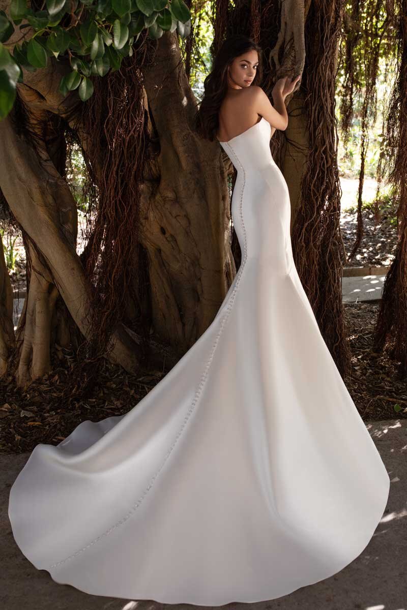 Oberon by Pronovias