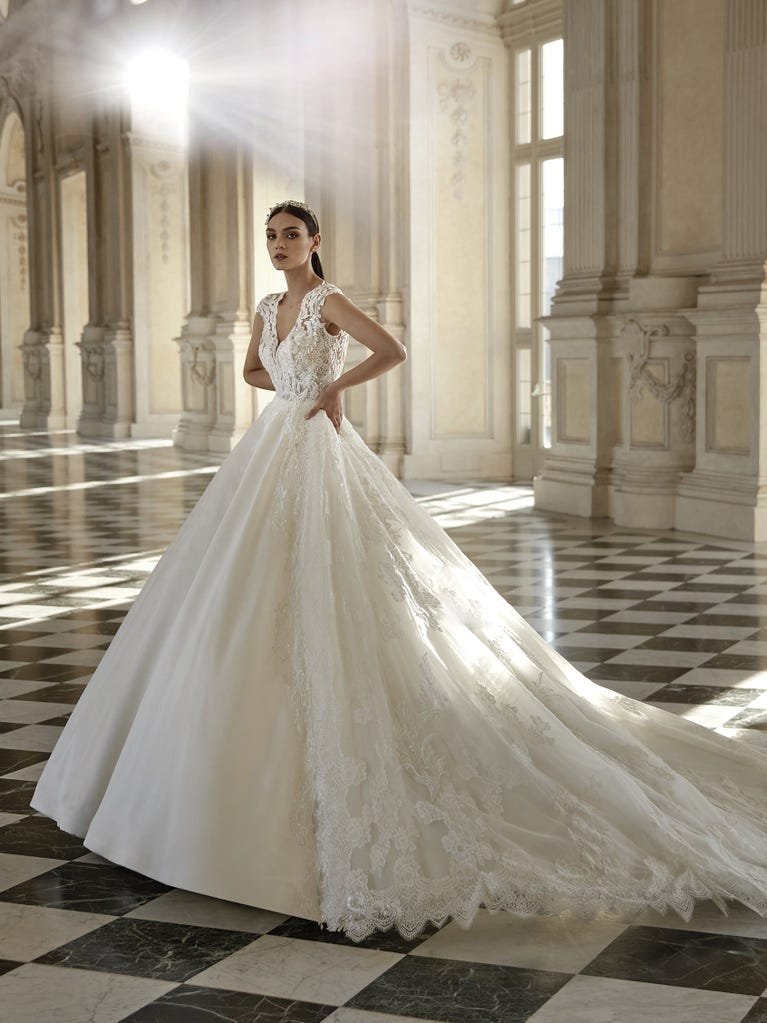 Trinity by Pronovias Privee