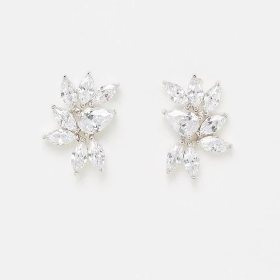 Delicate and beautiful leaf shaped earrings made Semi Precious Quartz by Stephanie Browne