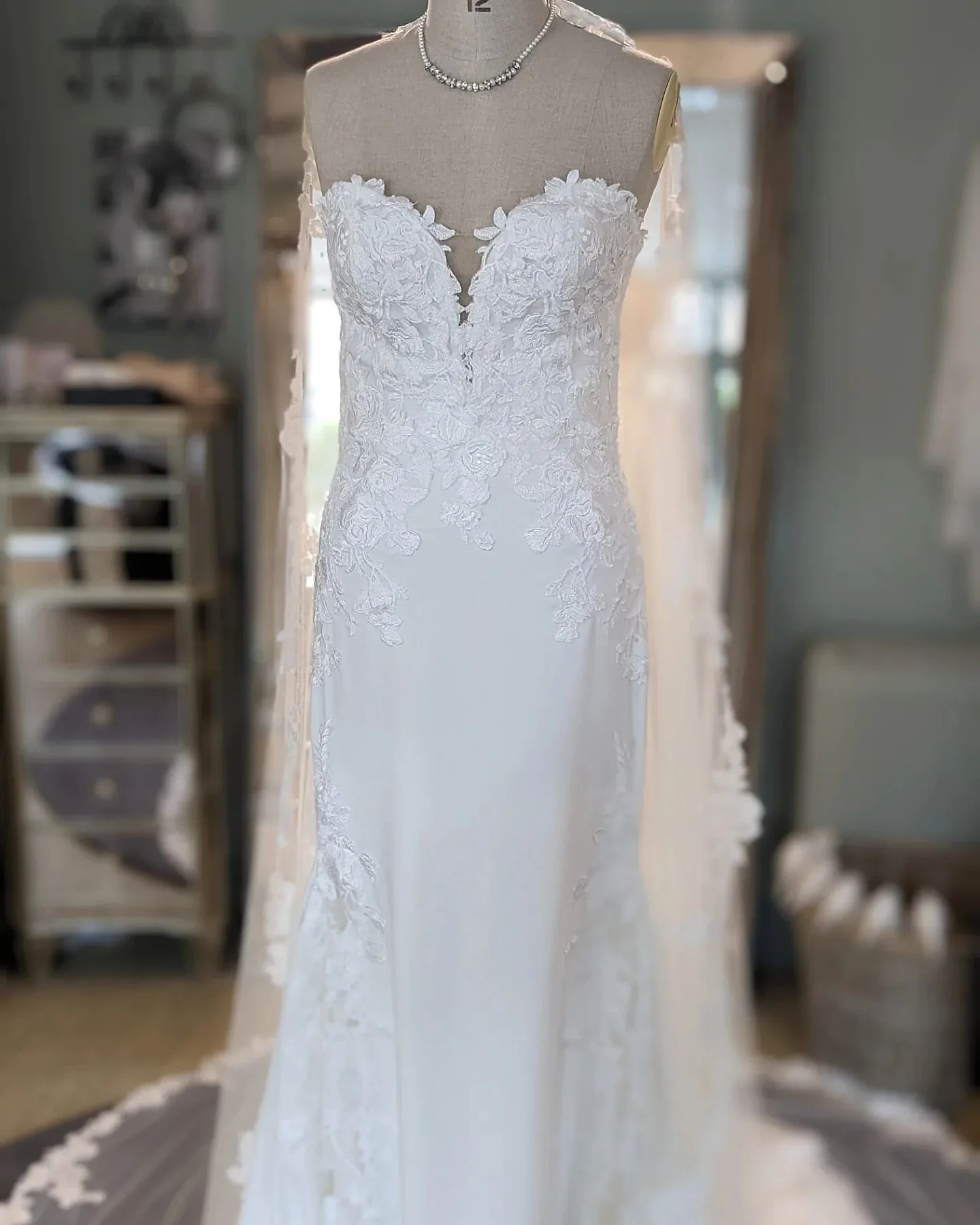 Harrogate wedding dresses — Bridal Rogue Gallery