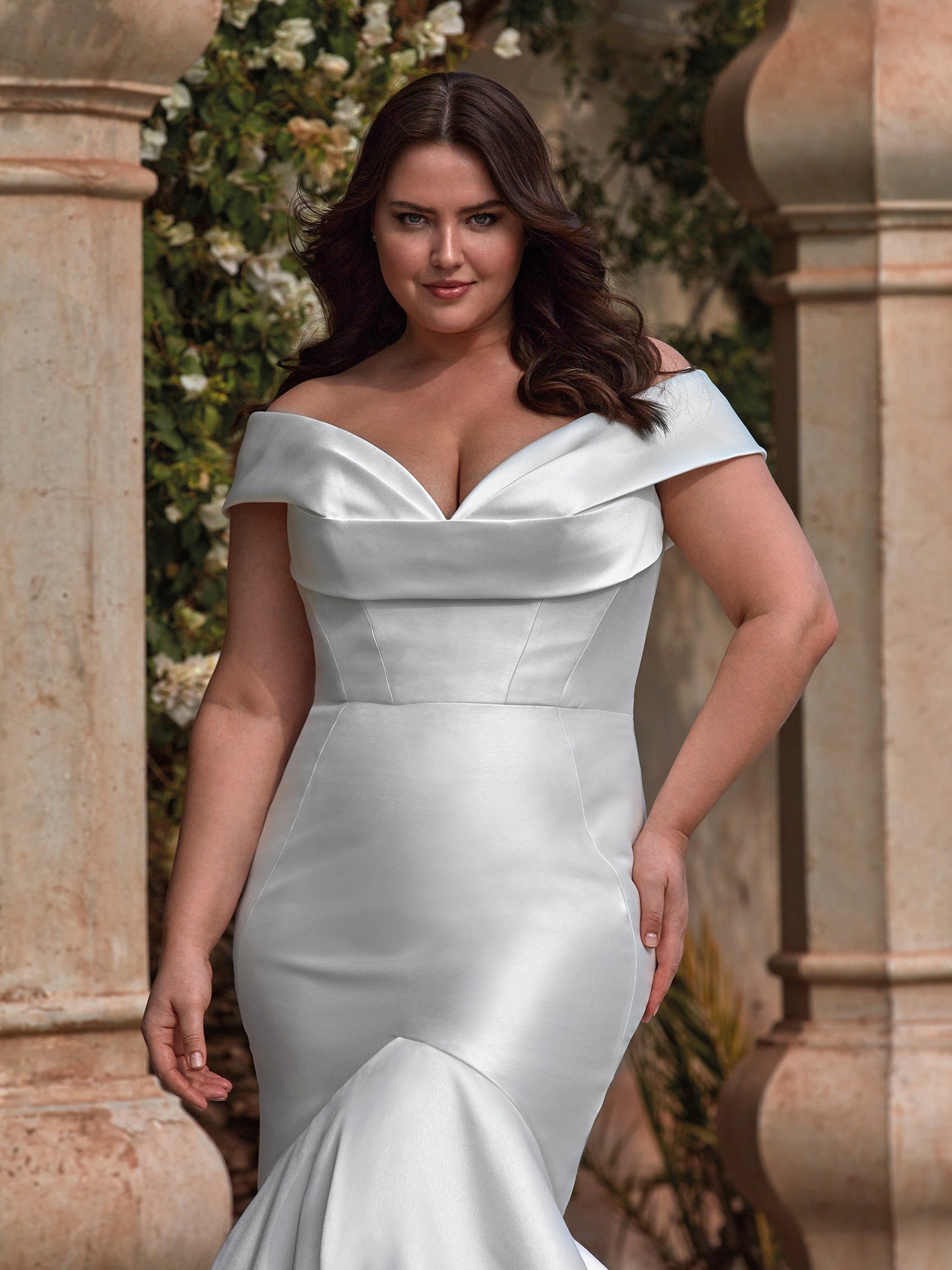 Avonia by Pronovias