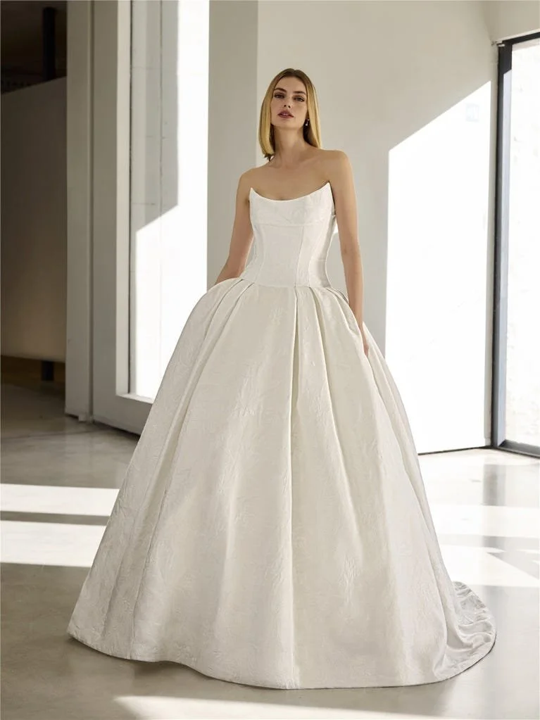 Valley by Pronovias