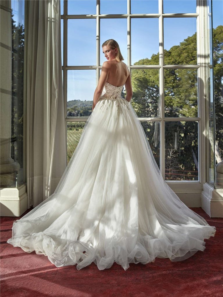 Blos by Pronovias Privee