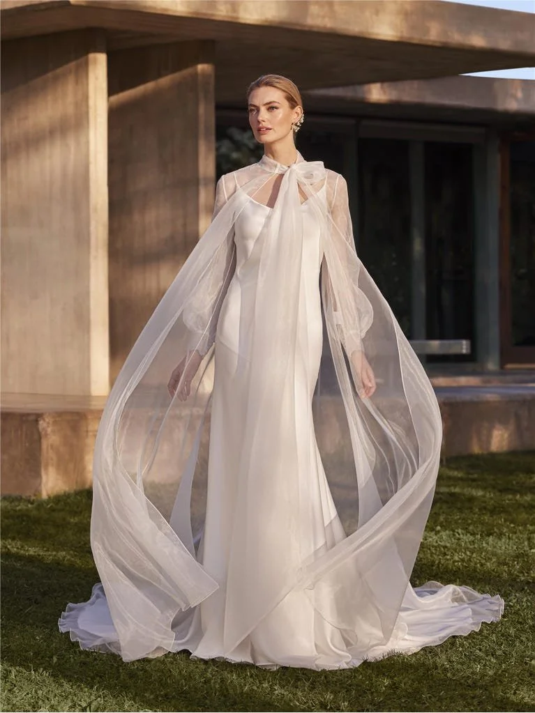 Carlile by Pronovias