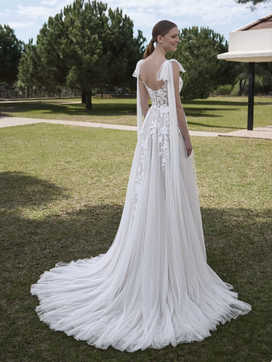 Shaily by Pronovias