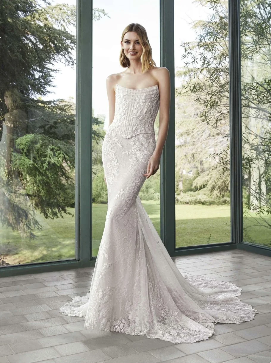 Thais by Pronovias