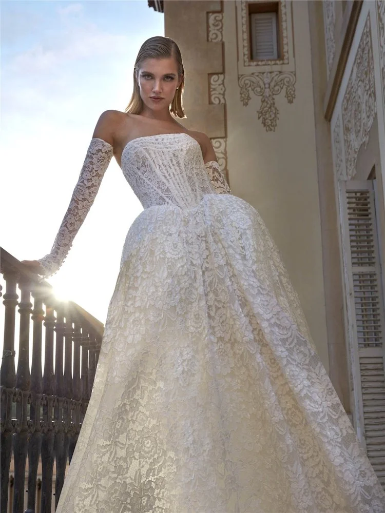 Beatris by Pronovias Privee