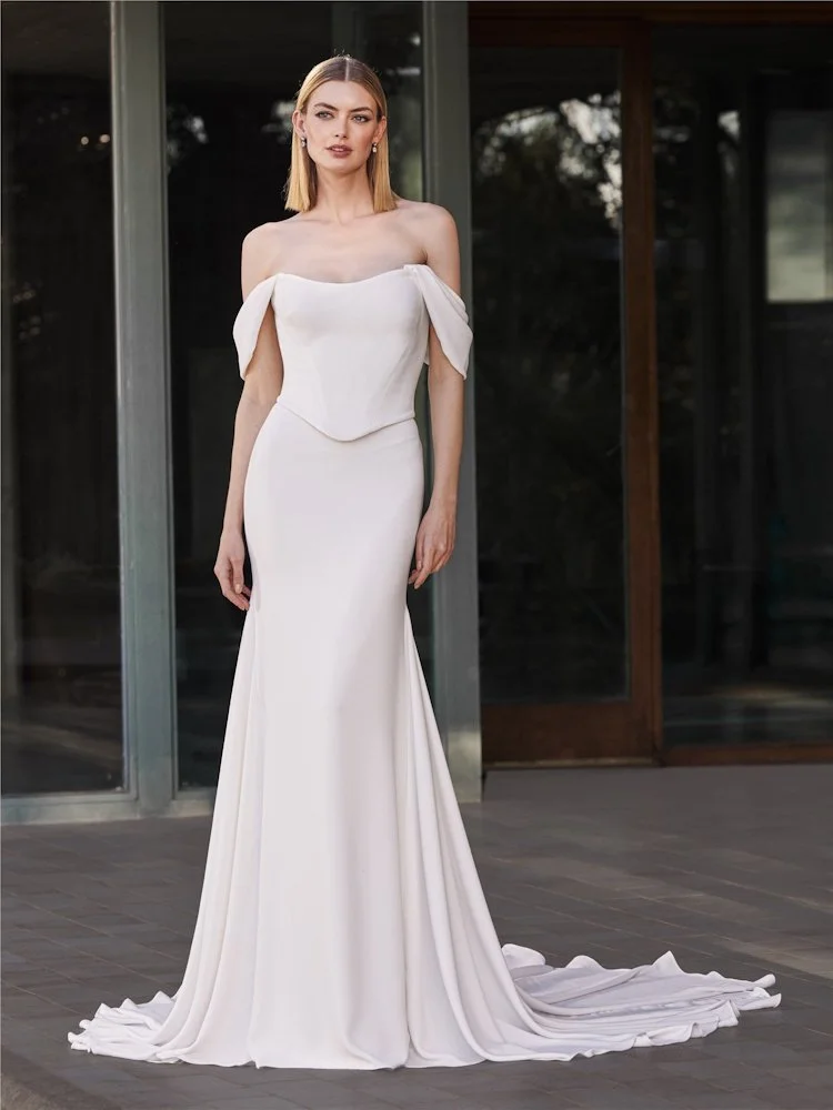 Polenia by Pronovias