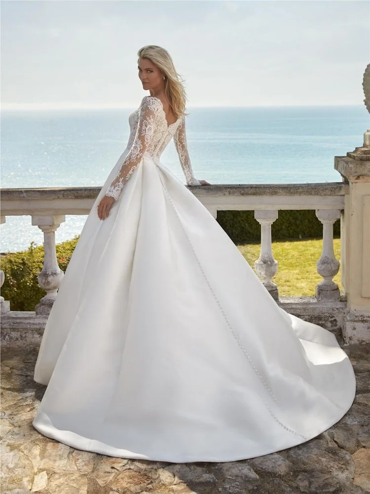 Wini by Pronovias