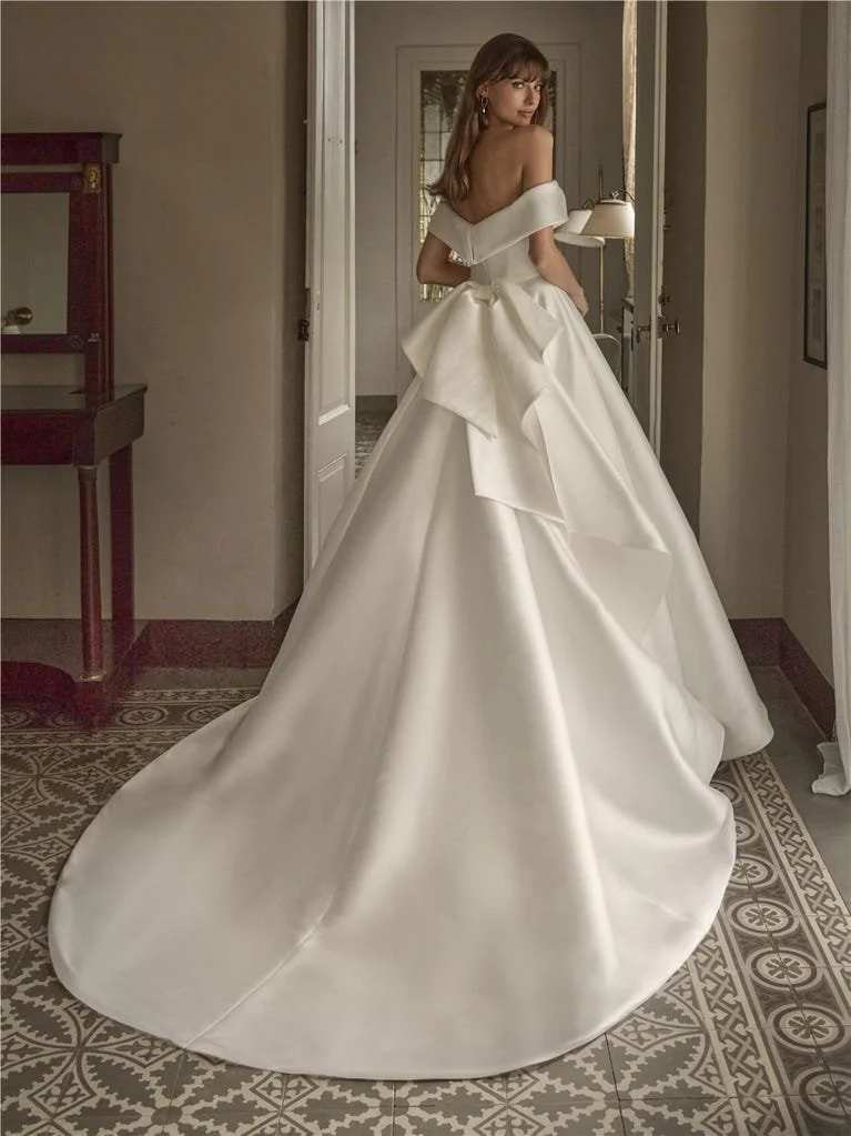 Iriscent by Nicole Milano