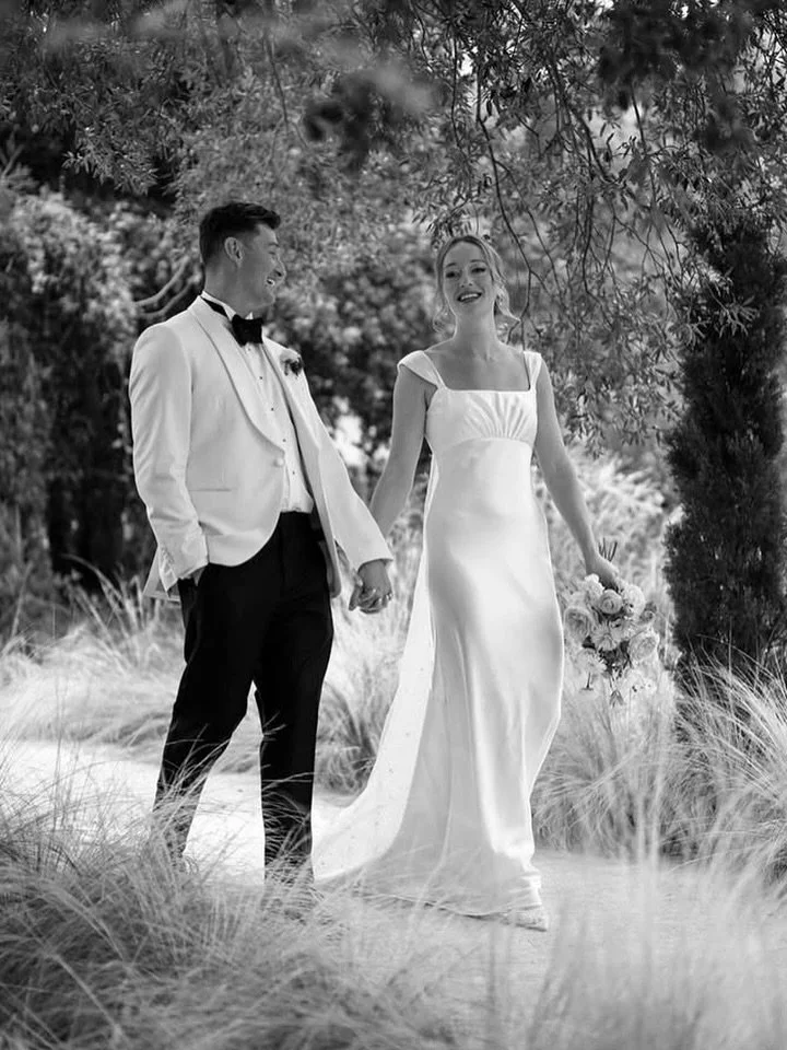 Our gorgeous bride looked absolutely stunning on her special day ✨ Elsa chose one of our in-house designs, a made-to-measure gown in crepe back satin, effortlessly elegant and timeless. Congratulations, Elsa, on your beautiful wedding day. Wishing yo
