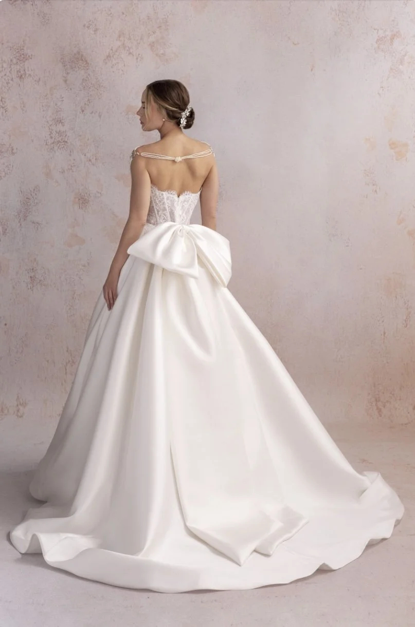 Amber by April Banbury Bridal