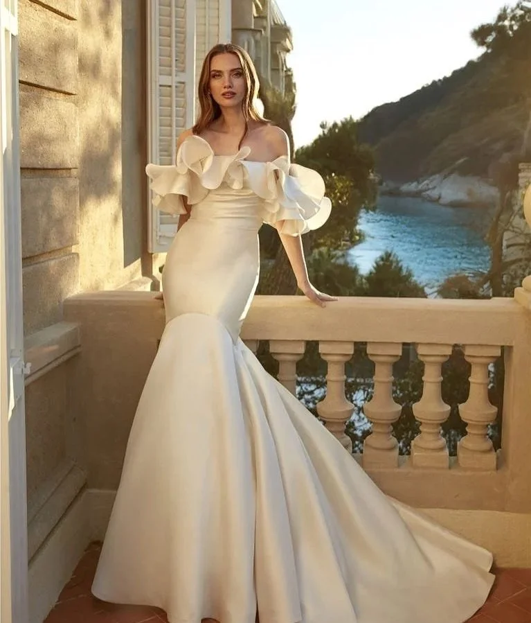 Ruffles are having such a beautiful moment right now - romantic, modern, and designed with so much texture and movement. We&rsquo;re obsessed with how these beauties bring style, softness and romance all at once.

Can one of these be your perfect gow