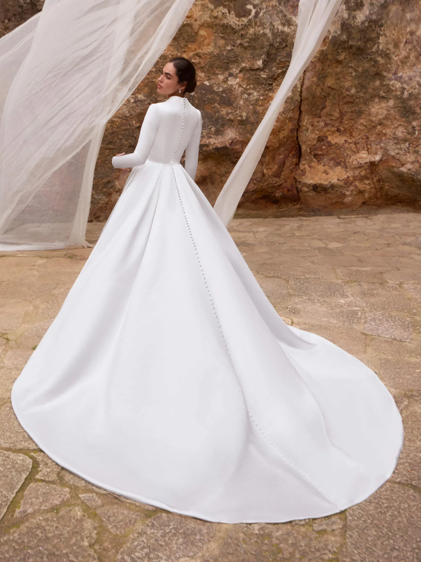 erminda back.webp