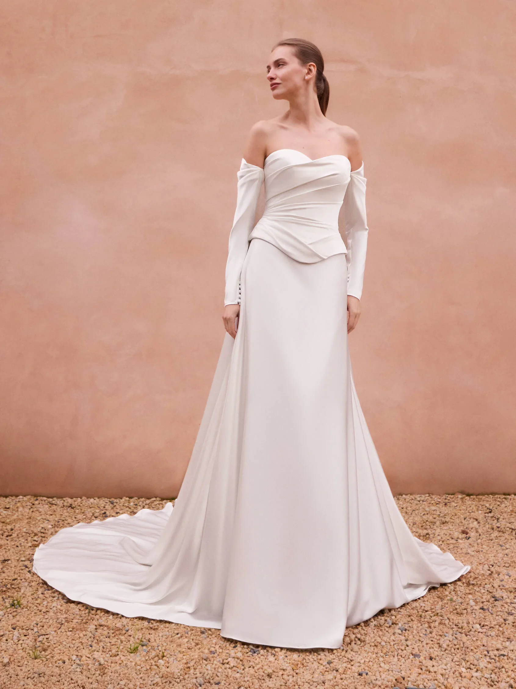 tzara front aline.webp