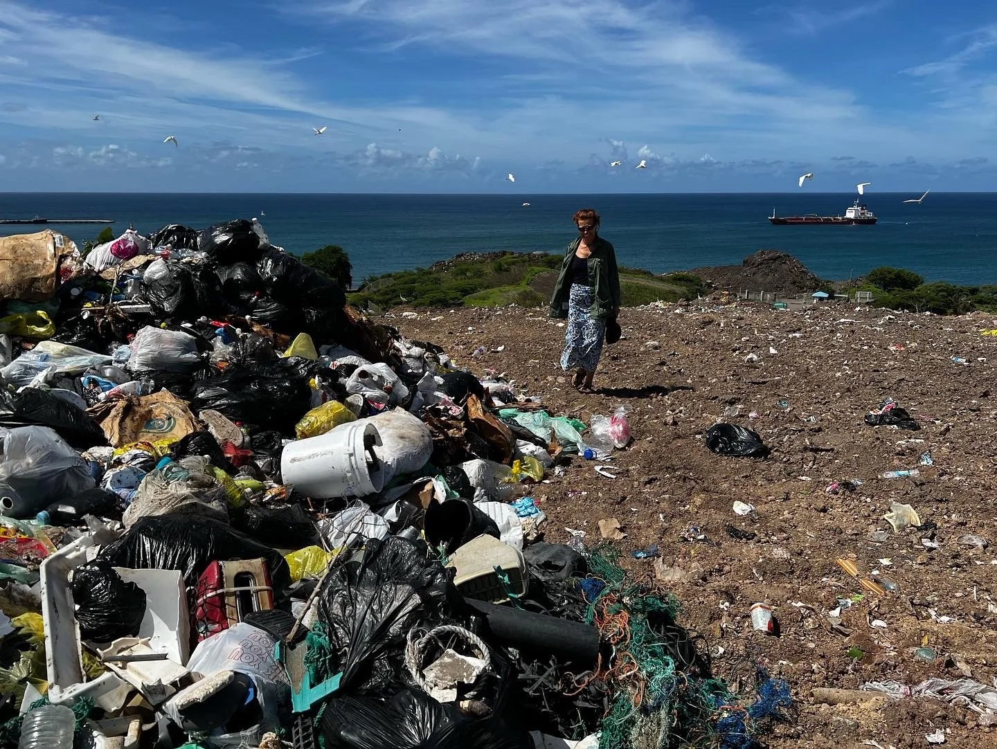 MY TRASH, MY TREASURE - ST KITTS &amp; NEVIS - WEST INDIES 