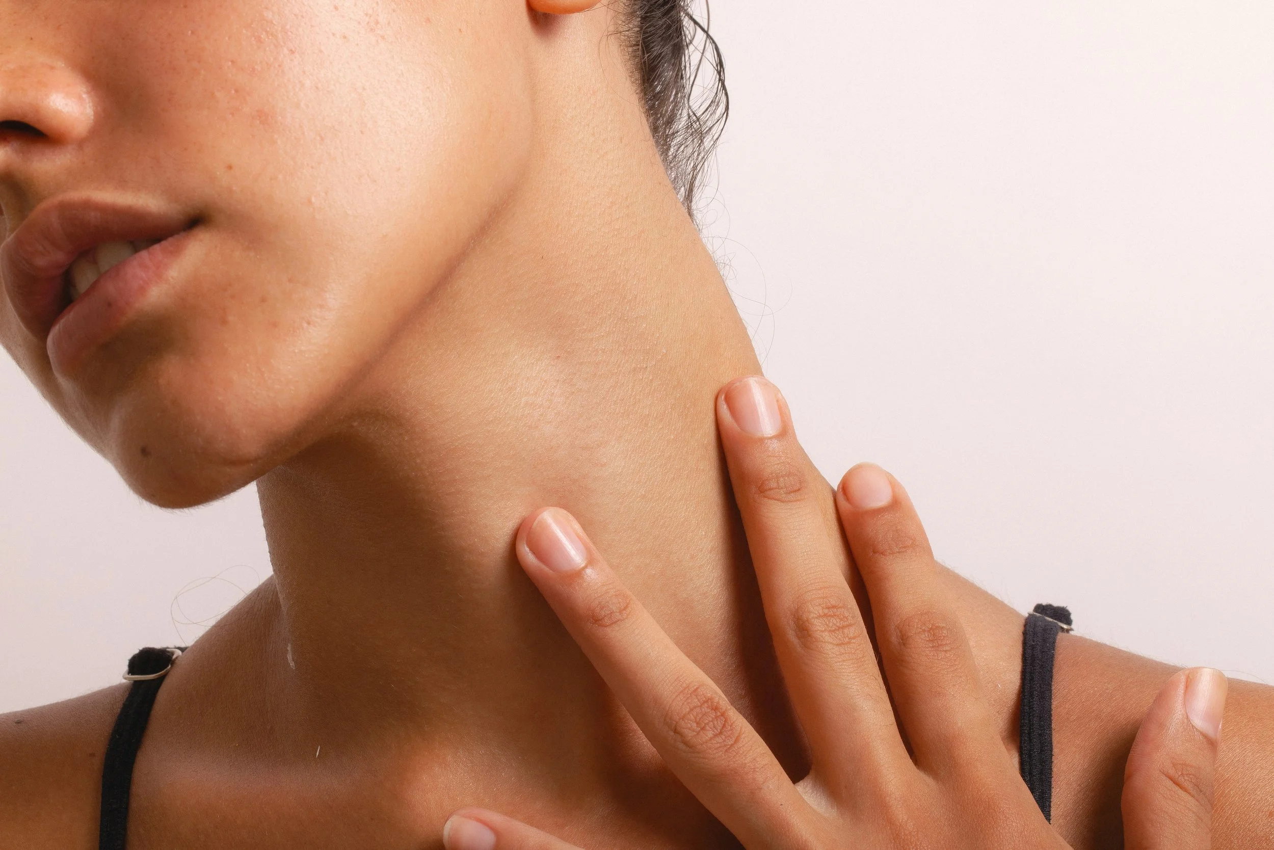 What Actually Causes Loss of Jawline Definition