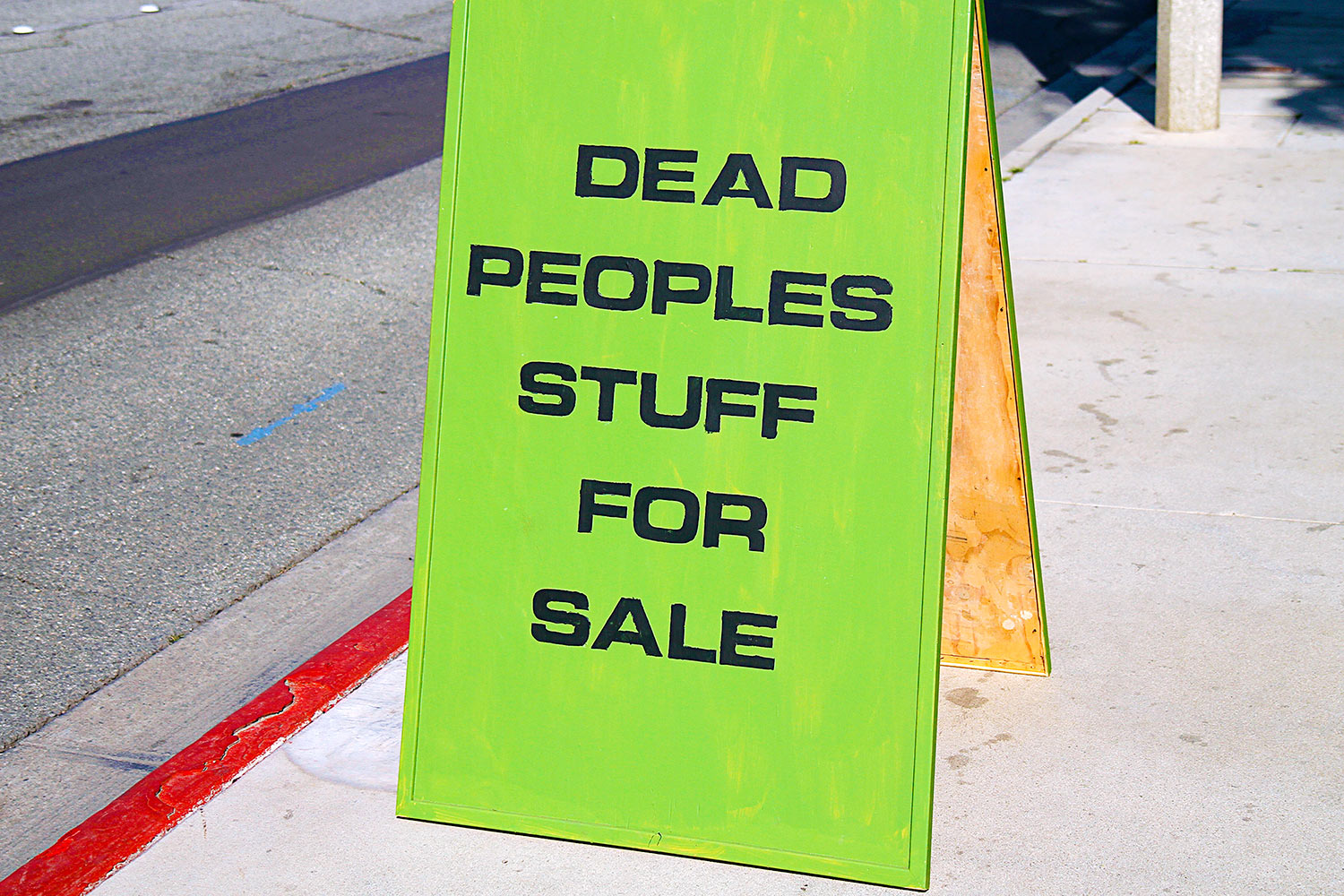Dead Peoples Stuff