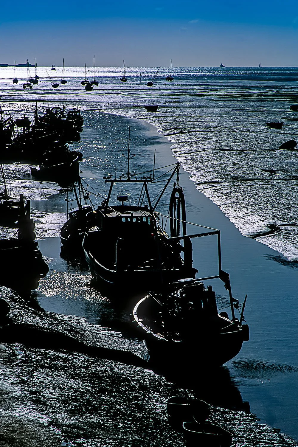 Home Sweet Home

 

  "If you search the world for beauty you may find it in the end, for the world is round and will lead you back to your door." &nbsp;Robert Brault   Leigh-on-Sea, England 