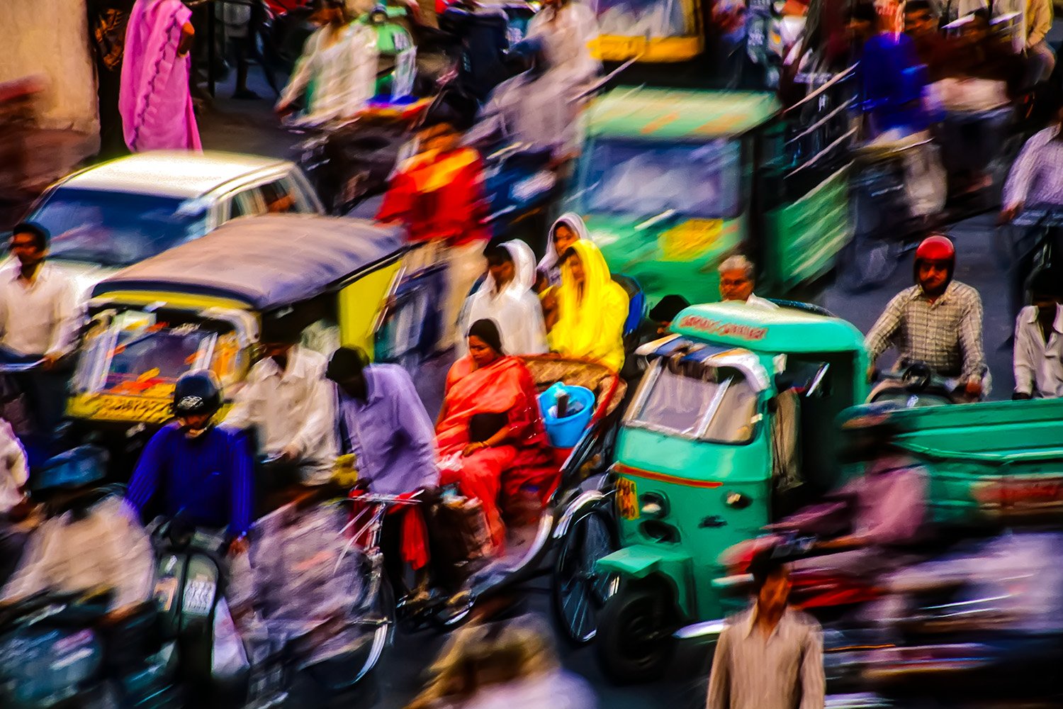 Rush Hour

 

  Published June 2004, Wanderlust magazine.   Jaipur, India 