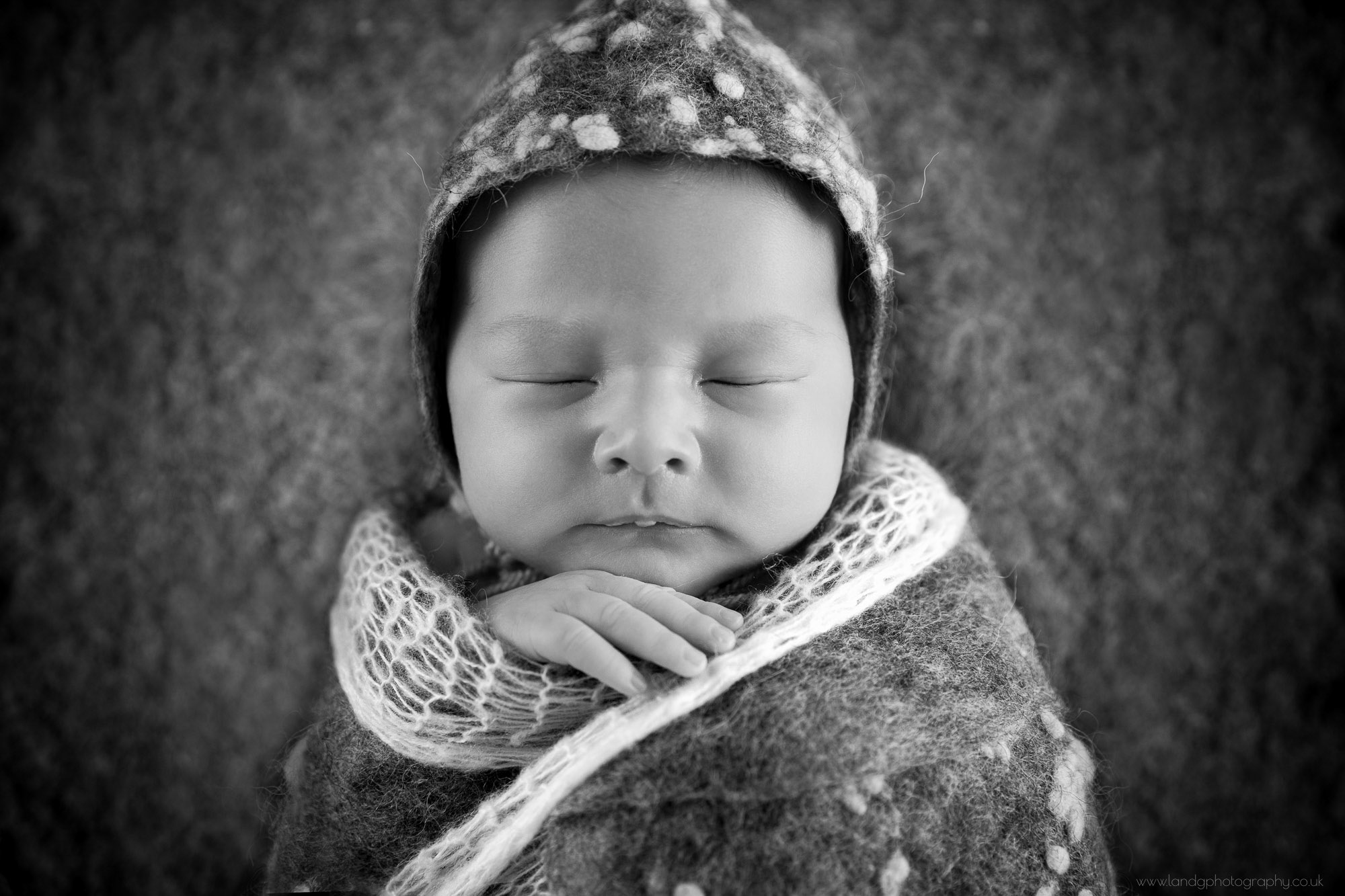 newborn-photography-greenwich-in-london-3.jpg