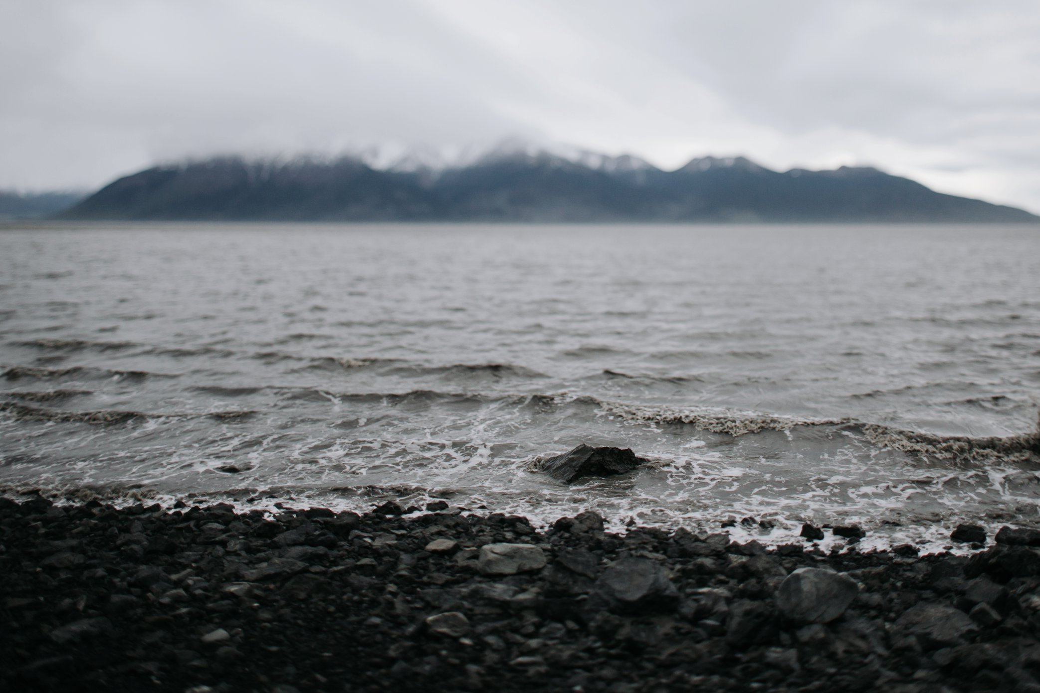alaska scenery by turnagain arm