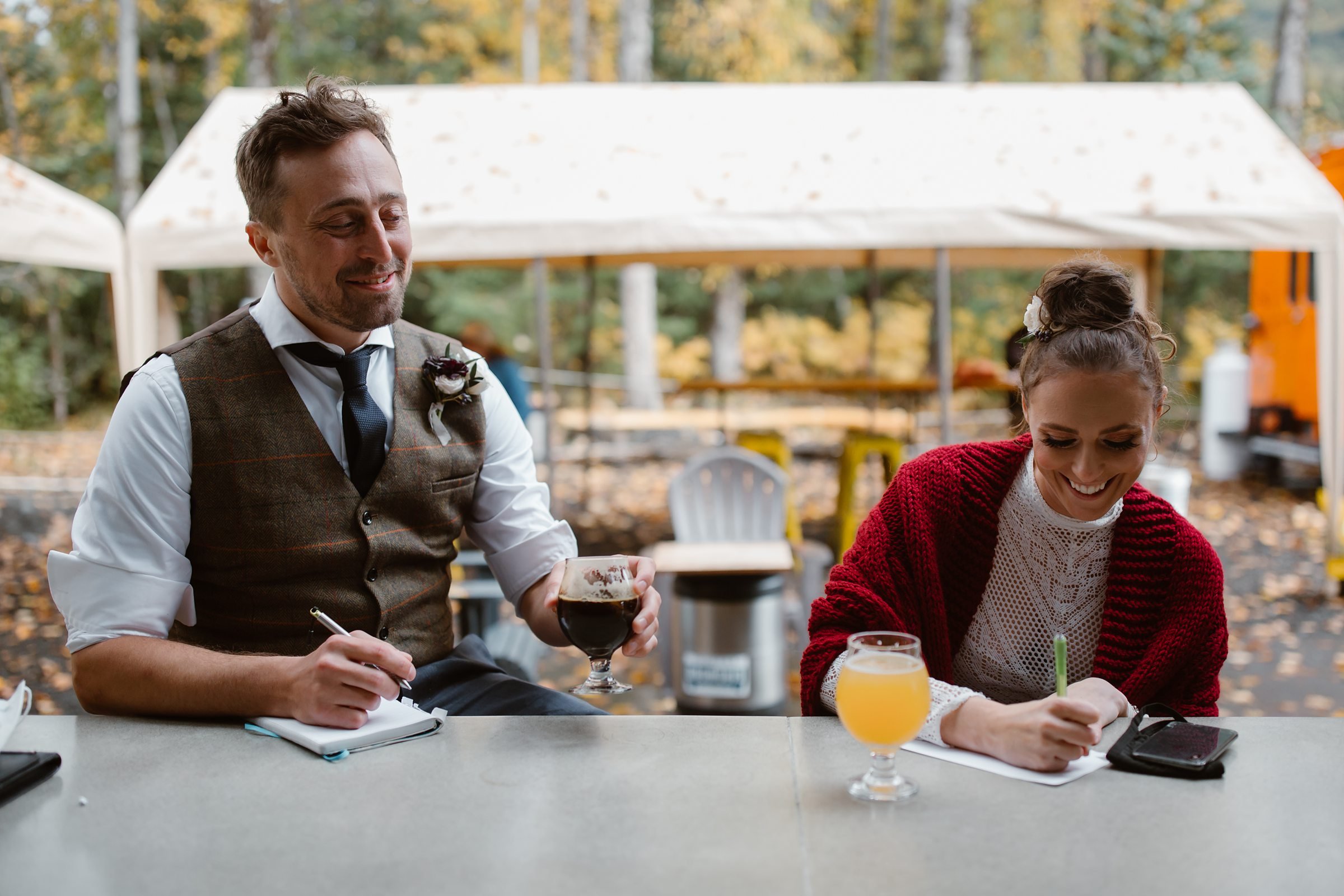  bride and groom write vows 