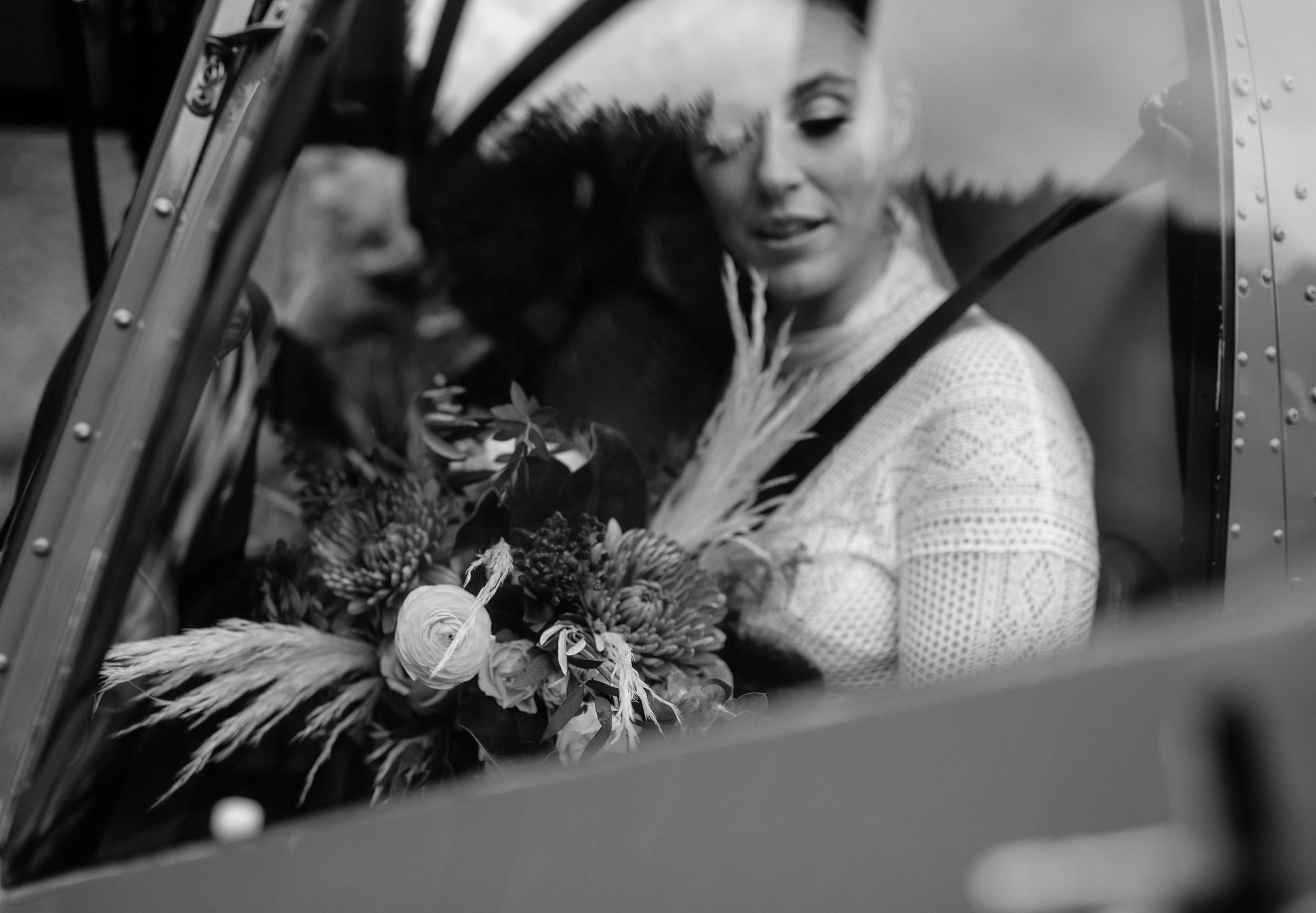  bride in helicopter 