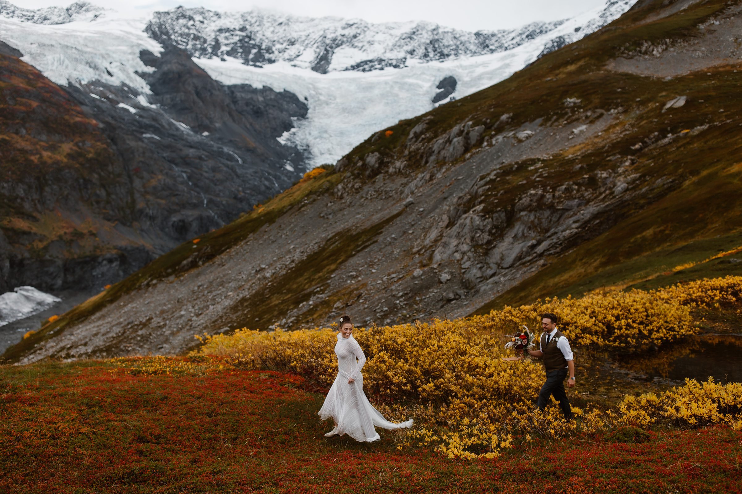  bride and groom eloping in the fall 