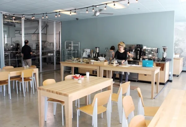 cafe-600x409.jpg