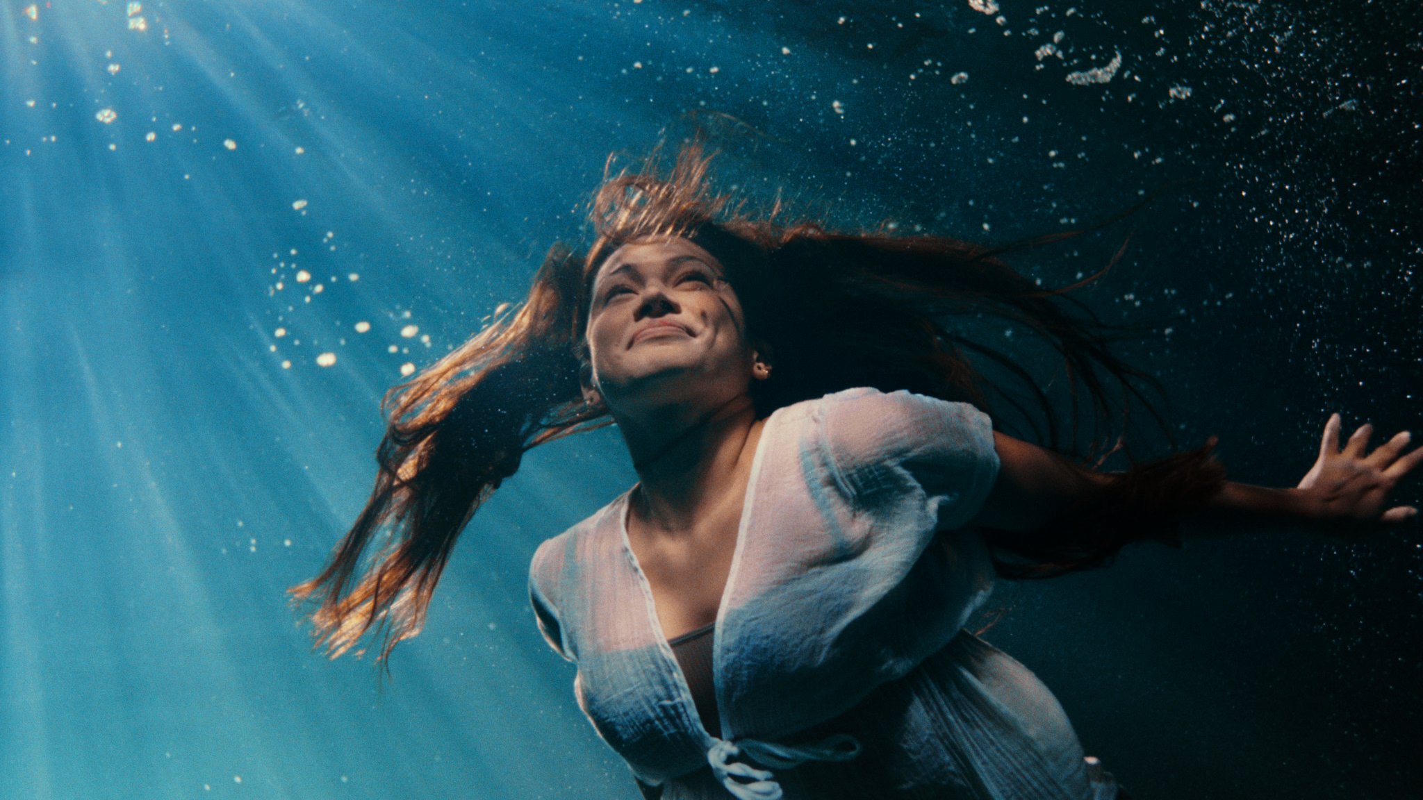 Viviscal_Oceana_0021_Tara-04.png