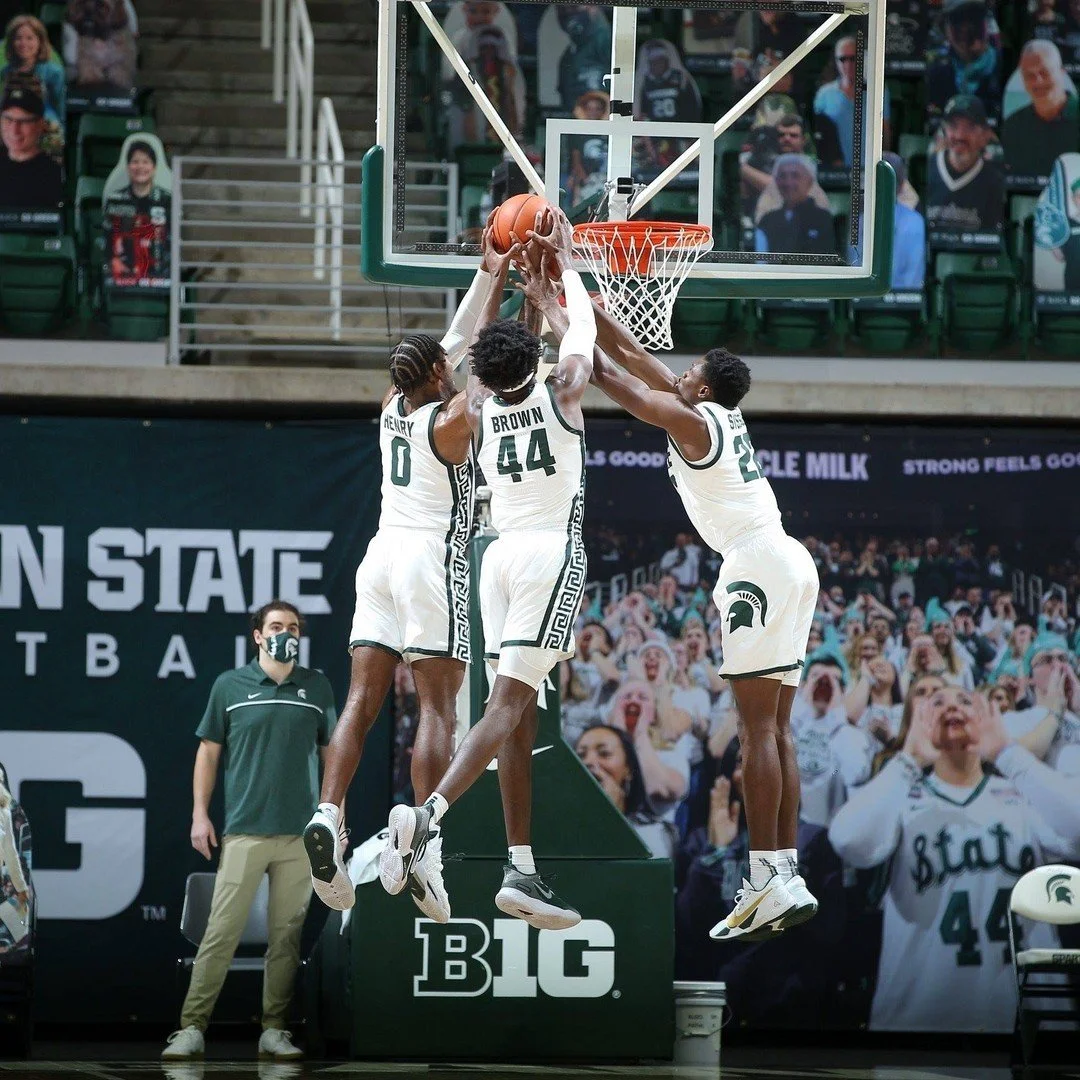 05_Michigan State  home on court.jpg