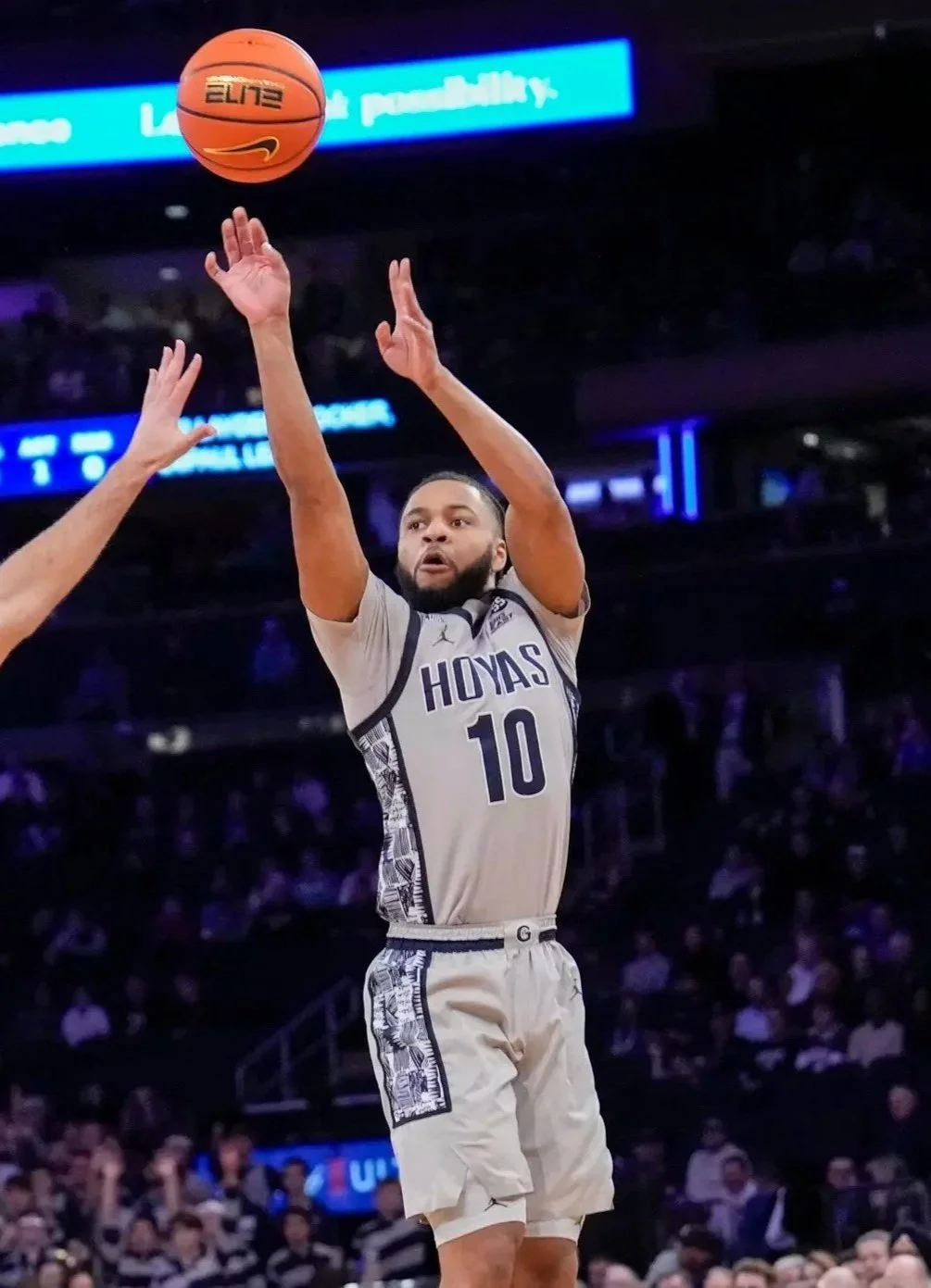 06_Georgetown+Hoyas+basketball+uniform+project++view+6.jpg