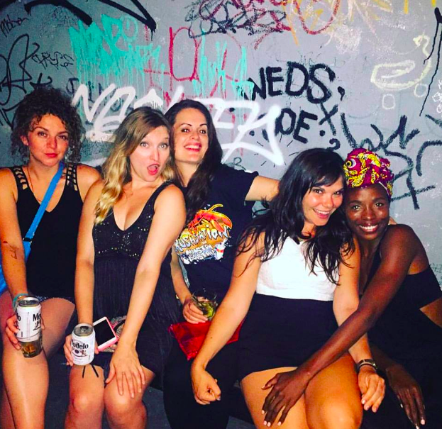 With funny ladies Britt Genelin, Amber Nelson & Sydnee Washington