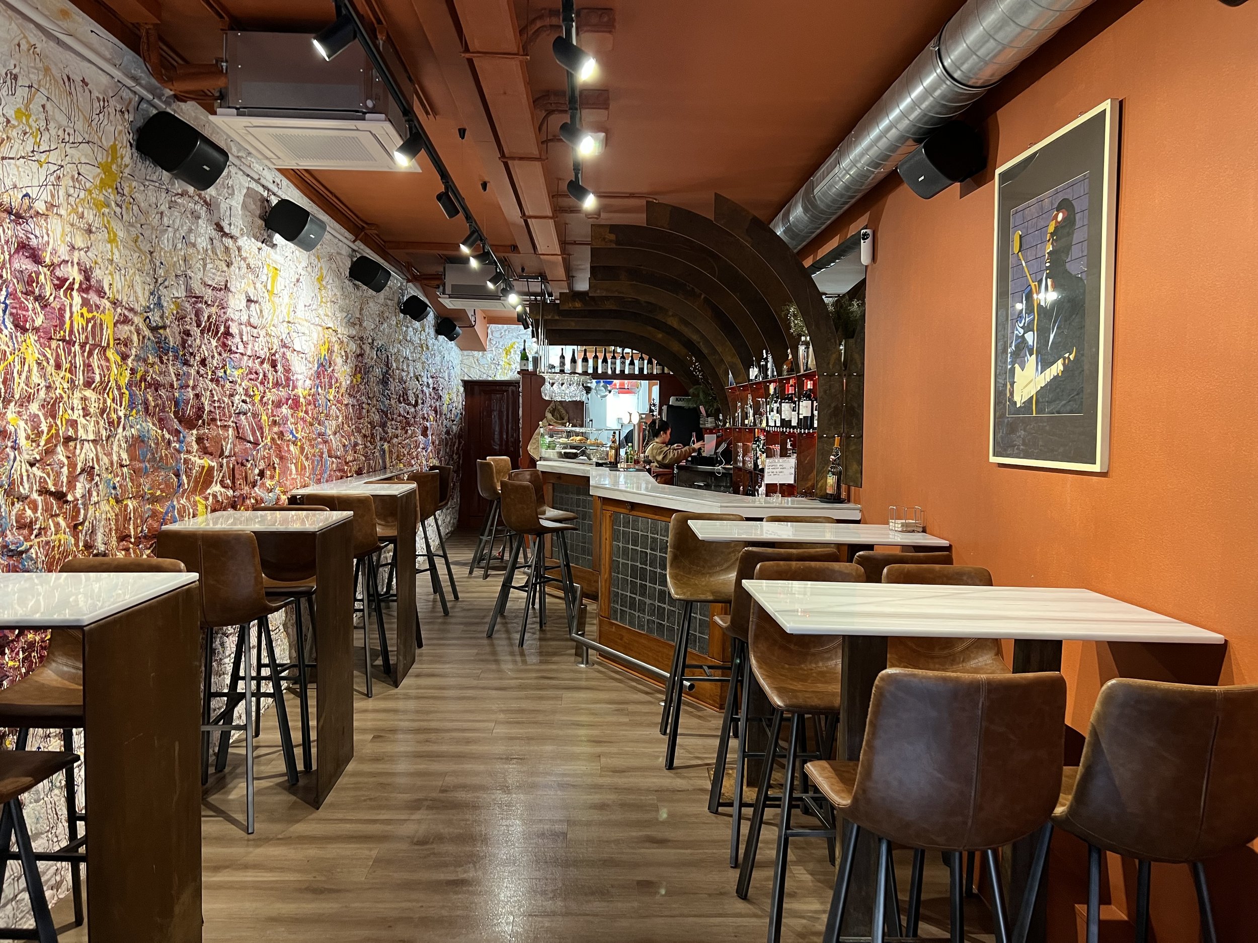 Bells Bar : San Sebastián, Spain