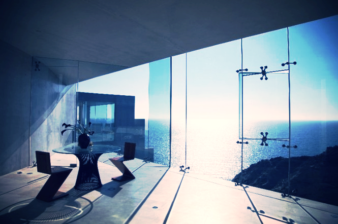 The-Awe-Inspiring-Razor-House-5.jpg