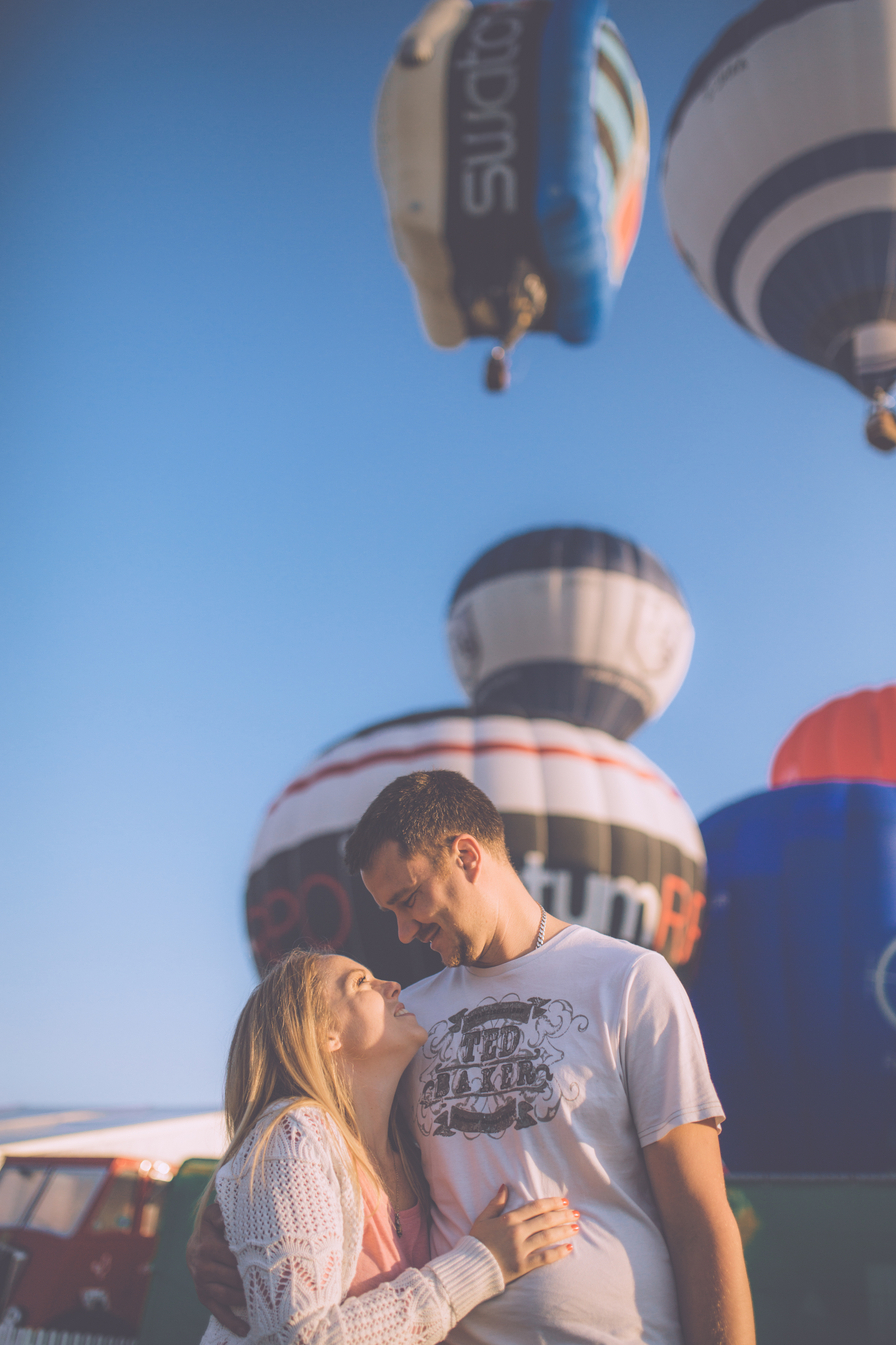 Georgia + Darren Bristol Balloon Fiesta Eshoot High-5.jpg