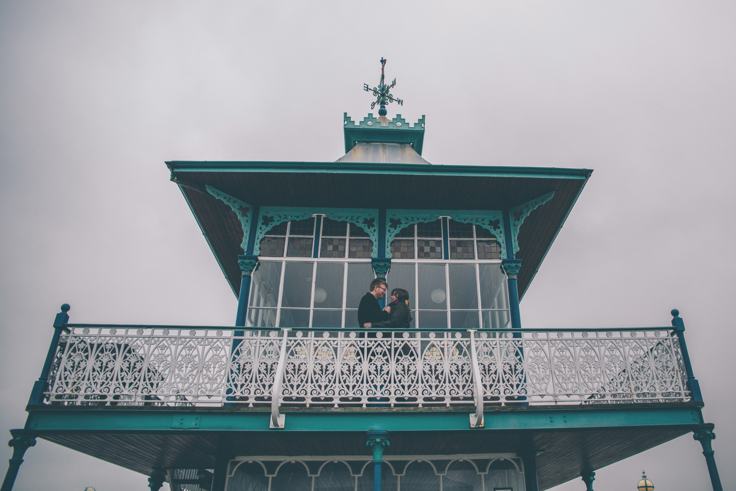 JAMES + ANNIKA - CLEVEDON PIER ENGAGEMENT SNEAK-3.jpg