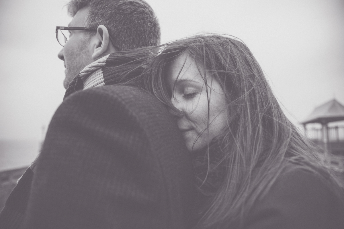 JAMES + ANNIKA CLEVEDON PIER PRESHOOT LOW-41.jpg