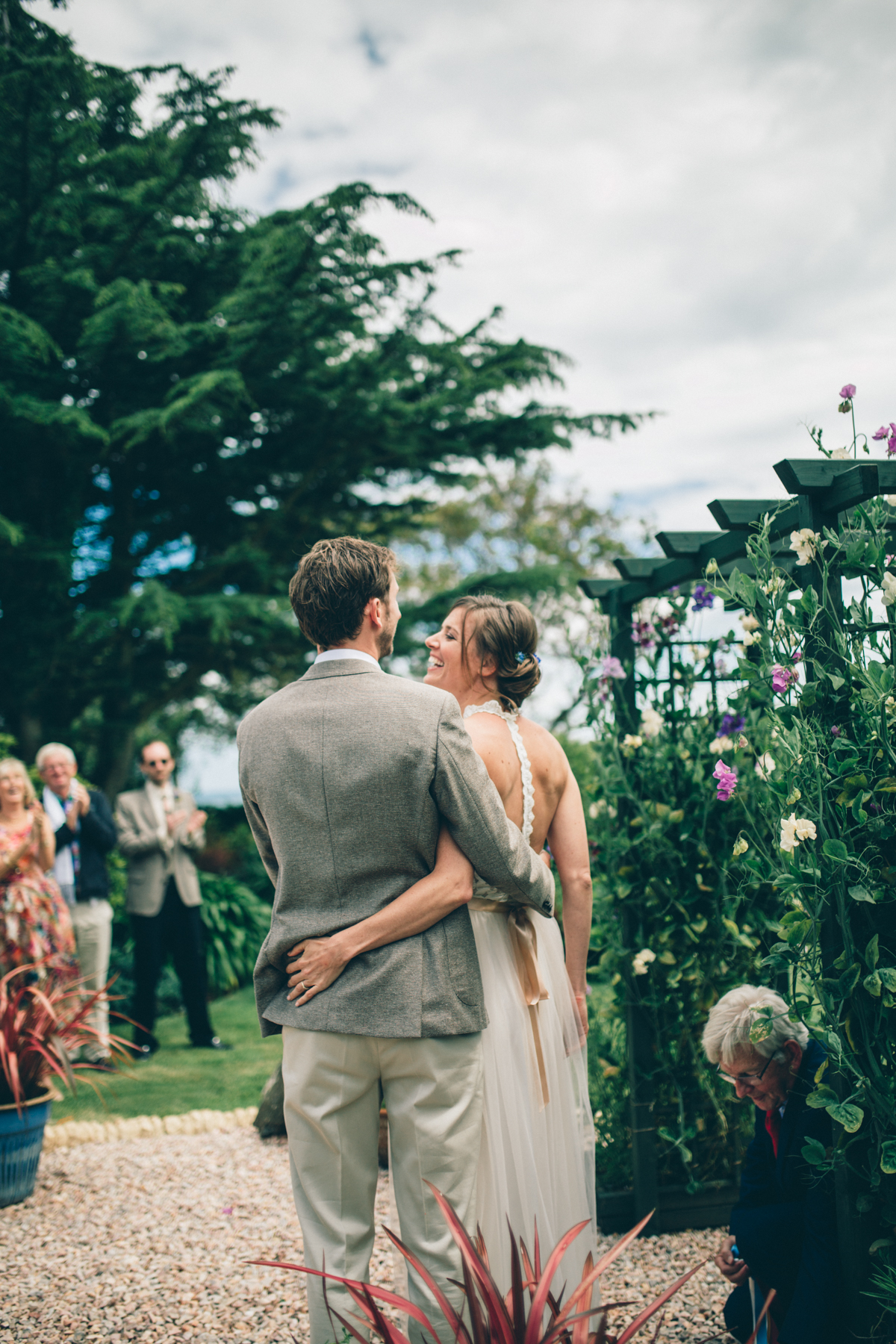 SUZ+MARK SOUTH DEVON VILLAGE GREEN WEDDING LOW-238.jpg