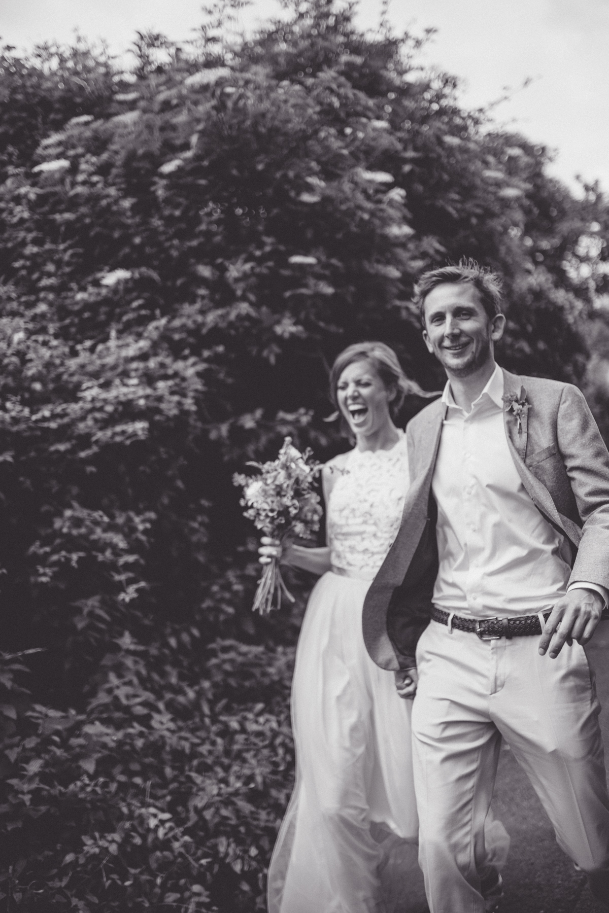 SUZ+MARK SOUTH DEVON VILLAGE GREEN WEDDING LOW-299.jpg