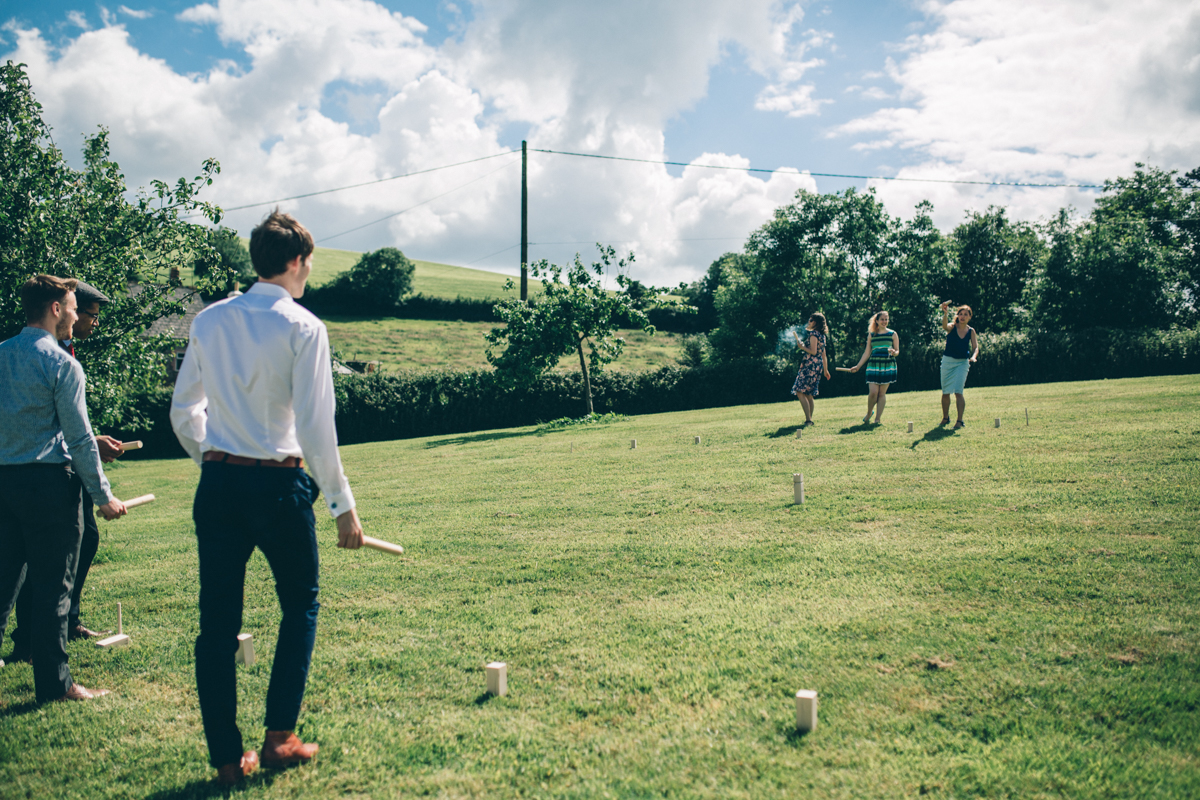 SUZ+MARK SOUTH DEVON VILLAGE GREEN WEDDING LOW-409.jpg