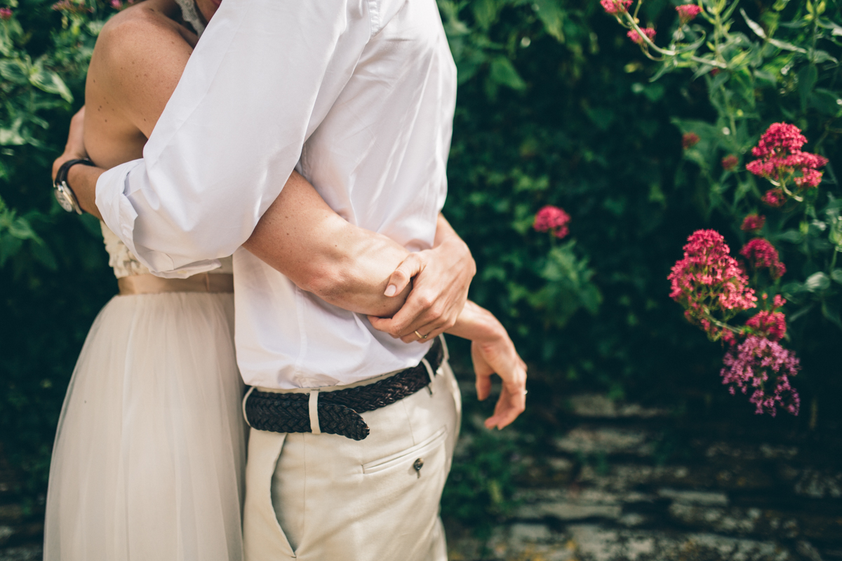 SUZ+MARK SOUTH DEVON VILLAGE GREEN WEDDING LOW-479.jpg